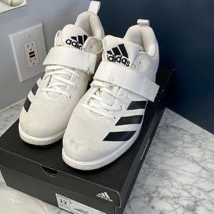 Adidas Powerlift 4